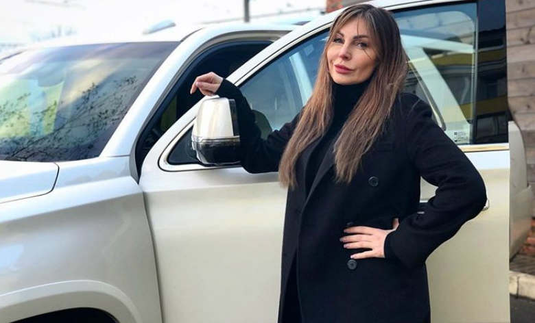 Актриса Бочкарева продает Cadillac, на котором ее поймали с кокаином в трусах